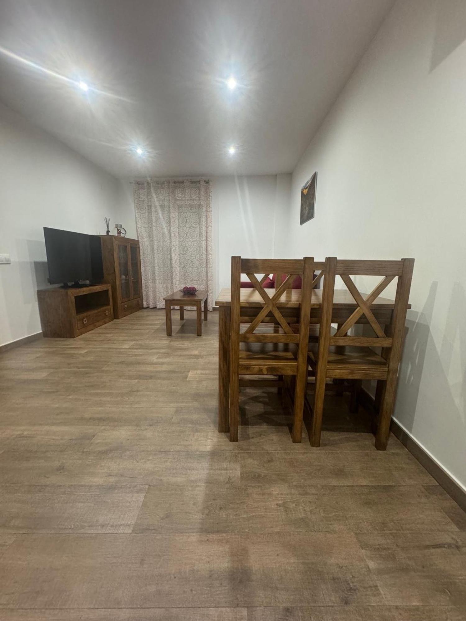 Apartamentos Turisticos Aranzazu Losar De La Vera Buitenkant foto